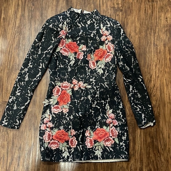 Missguided x Peace & Love Floral Lace High Neck Dress limited collection size 8 - Picture 4 of 12